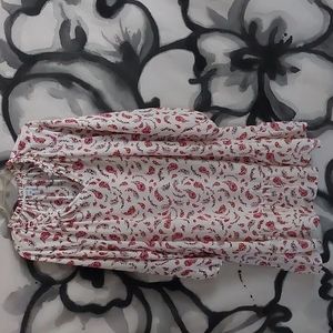 old navy dress XXL cream color w/ read pasley designs